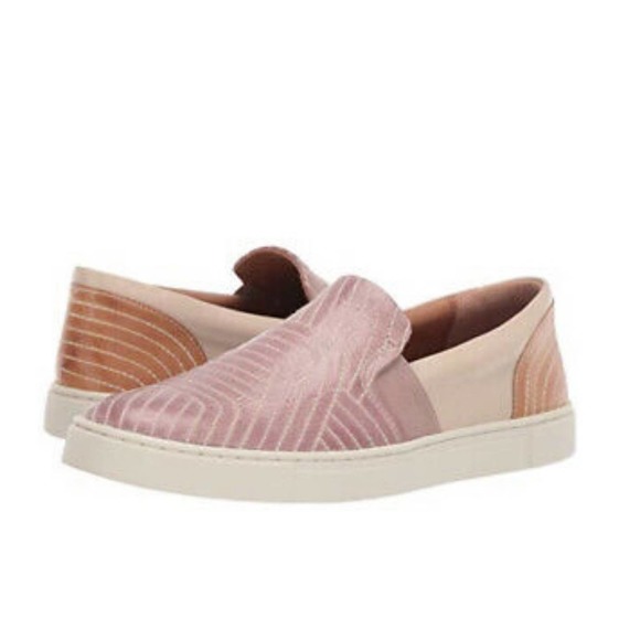 FRYE Lilac Ivy Stitch Leather Slip On Sneakers Size 8.5 - Picture 1 of 6